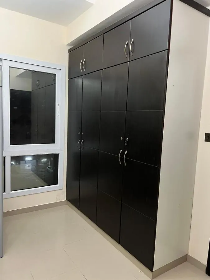 Sky Inn Hostel For Males Dubai 0*,